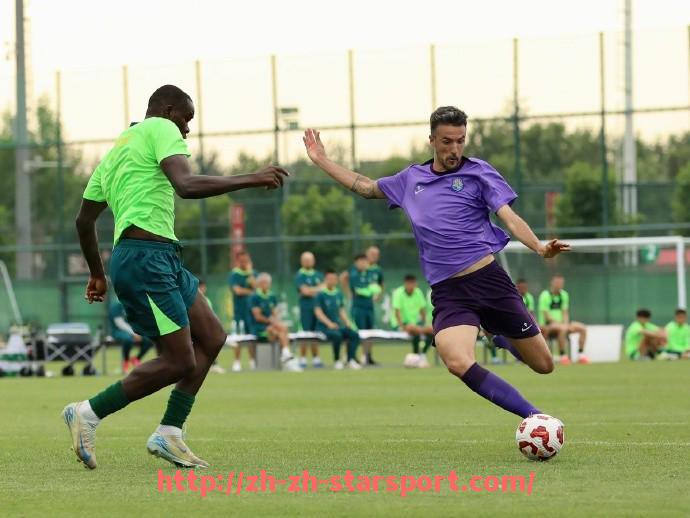 星空体育app-火箭队与骑士队对决全场精彩片段回顾